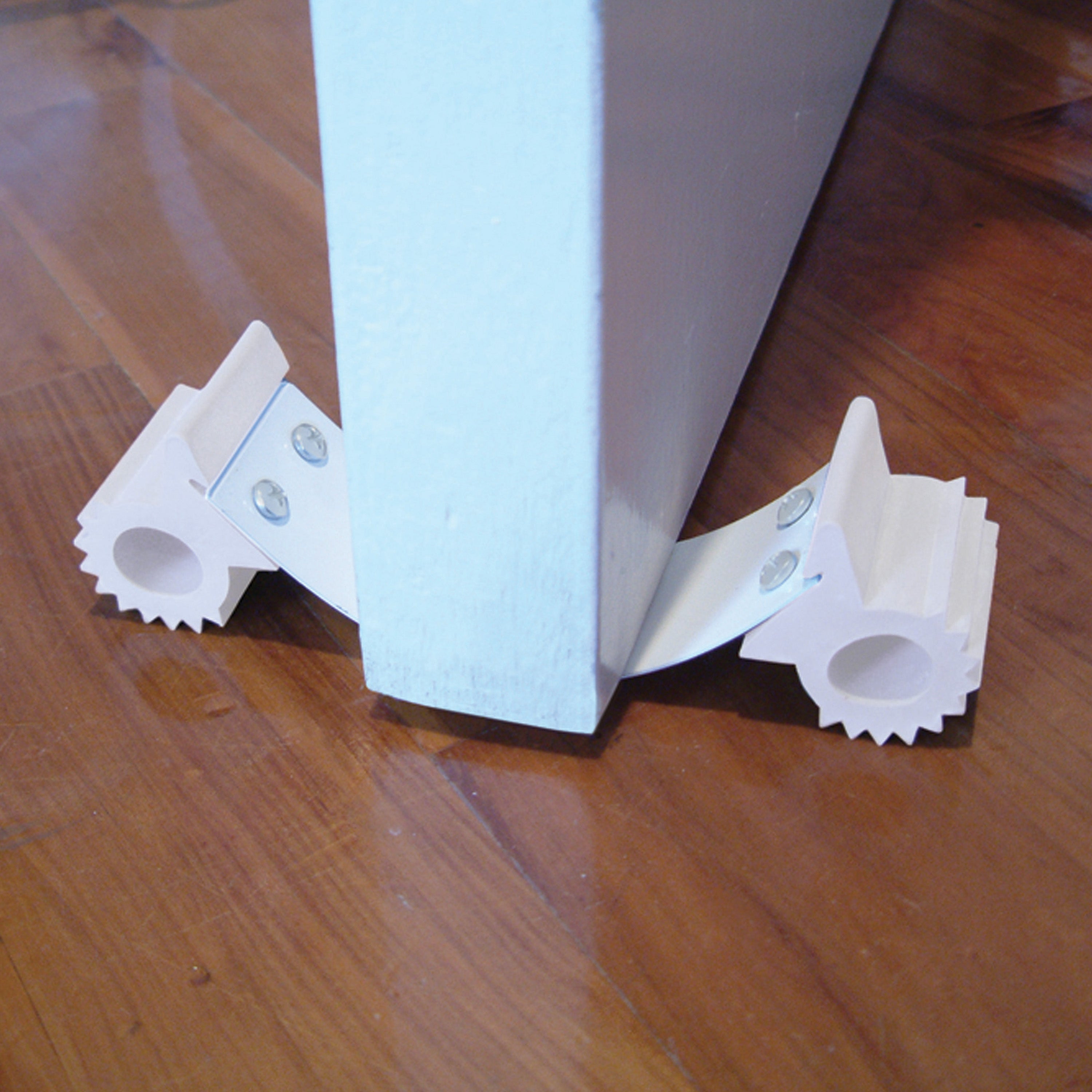Breezz-Shield® Under Door Gripper