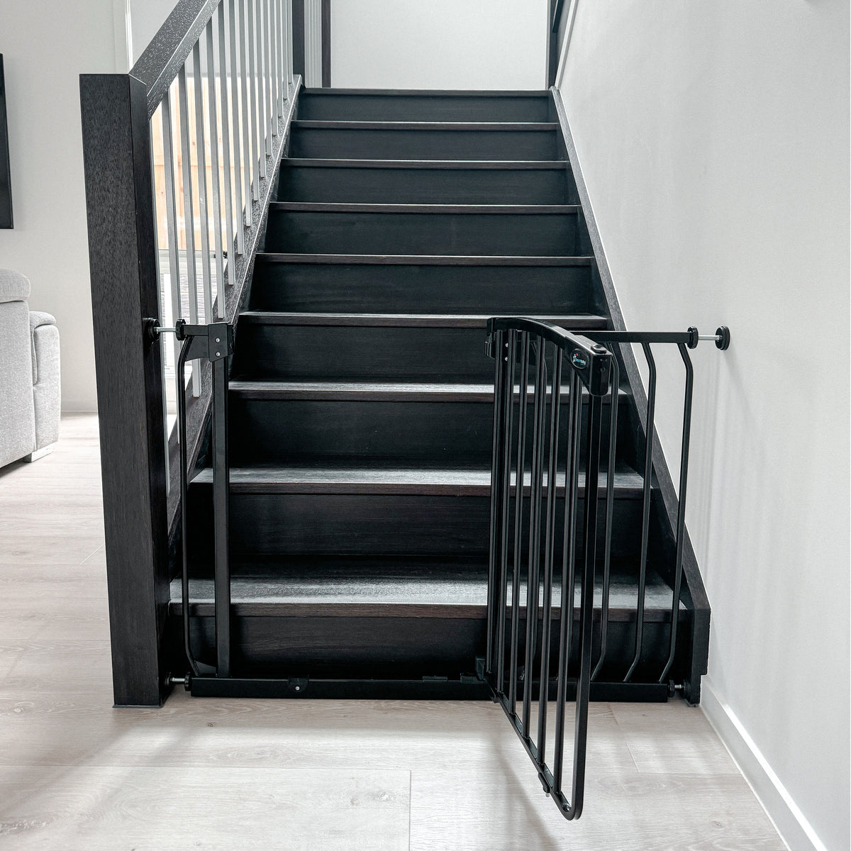 Chelsea Gate Extension 10.5in (27cm) - Black