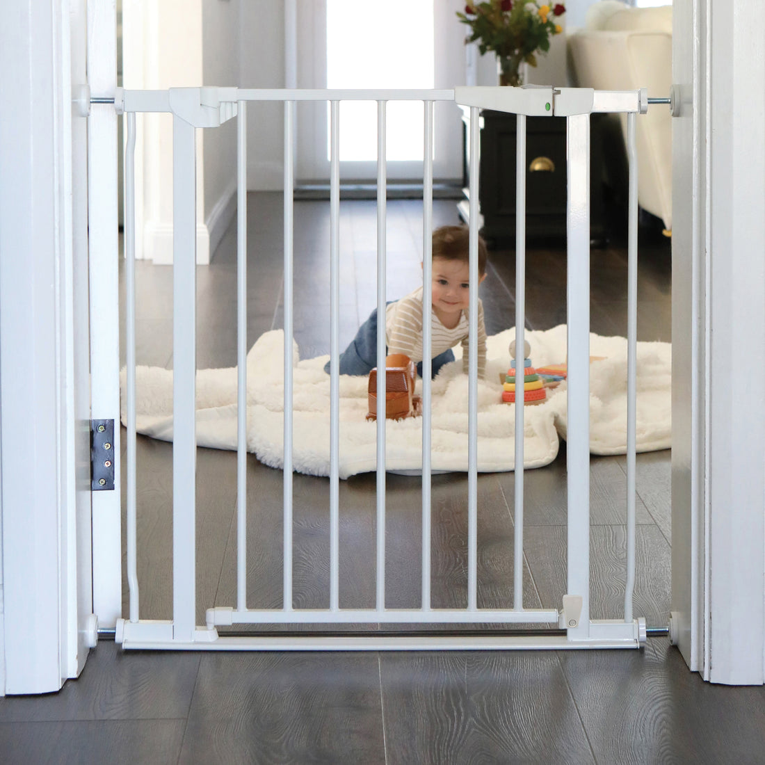 Advance Low Rise Autoclose Gate White