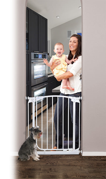 Chelsea Auto Close Metal Baby Gate - White (71 – 82cm wide)