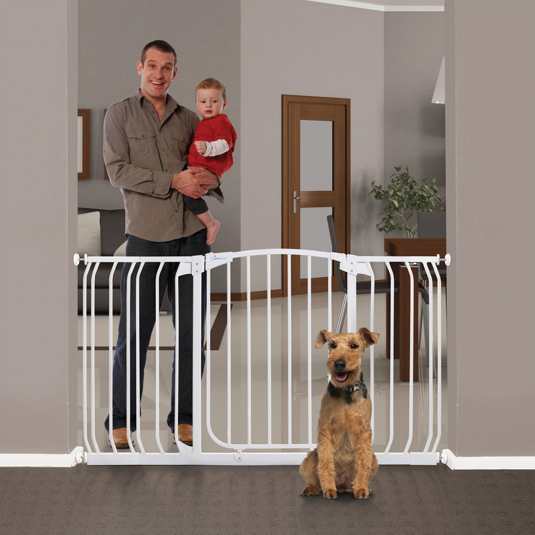 Chelsea Extra Wide 38-53in Auto Close Metal Baby Gate - White