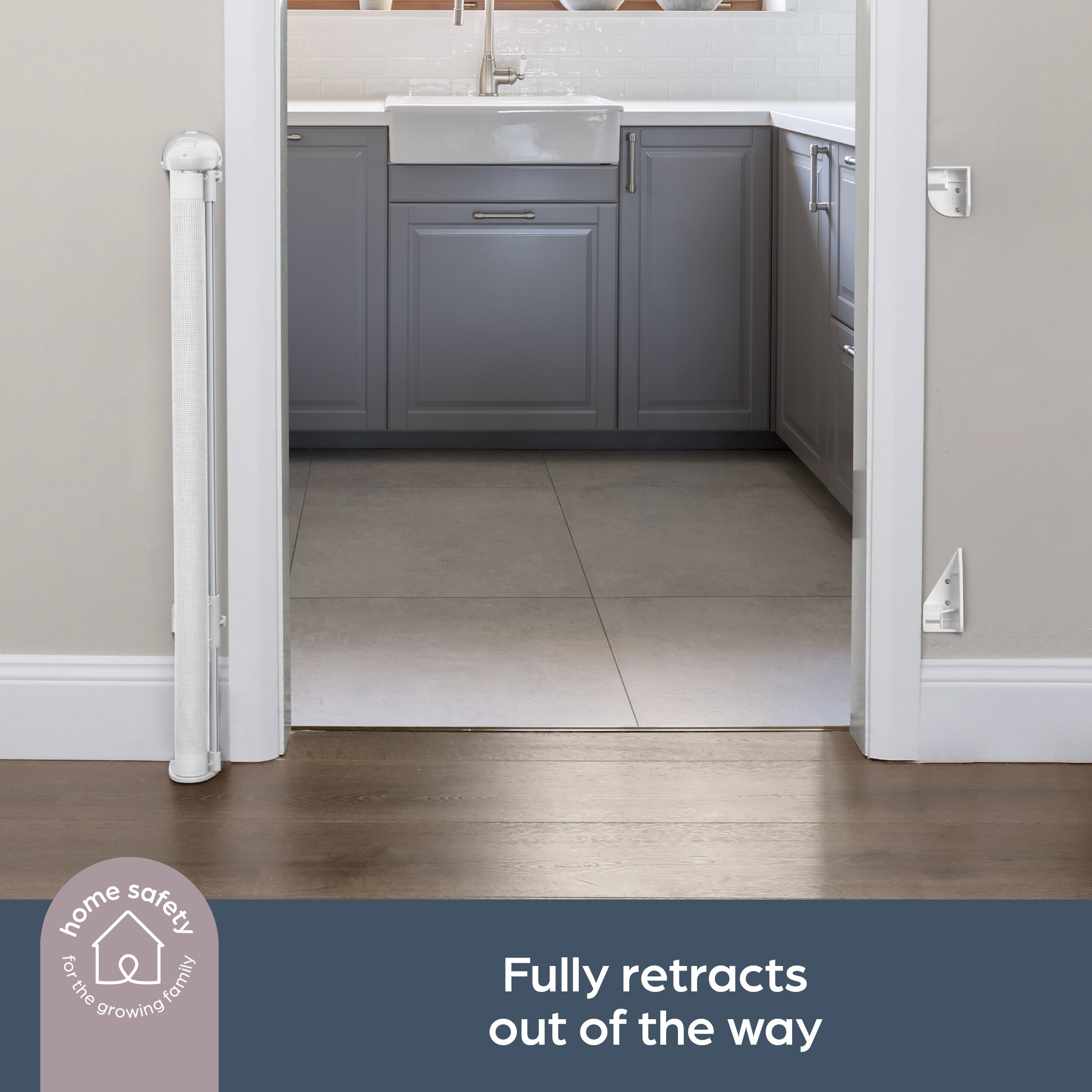 Glide N' Hide Retractable Gate - White