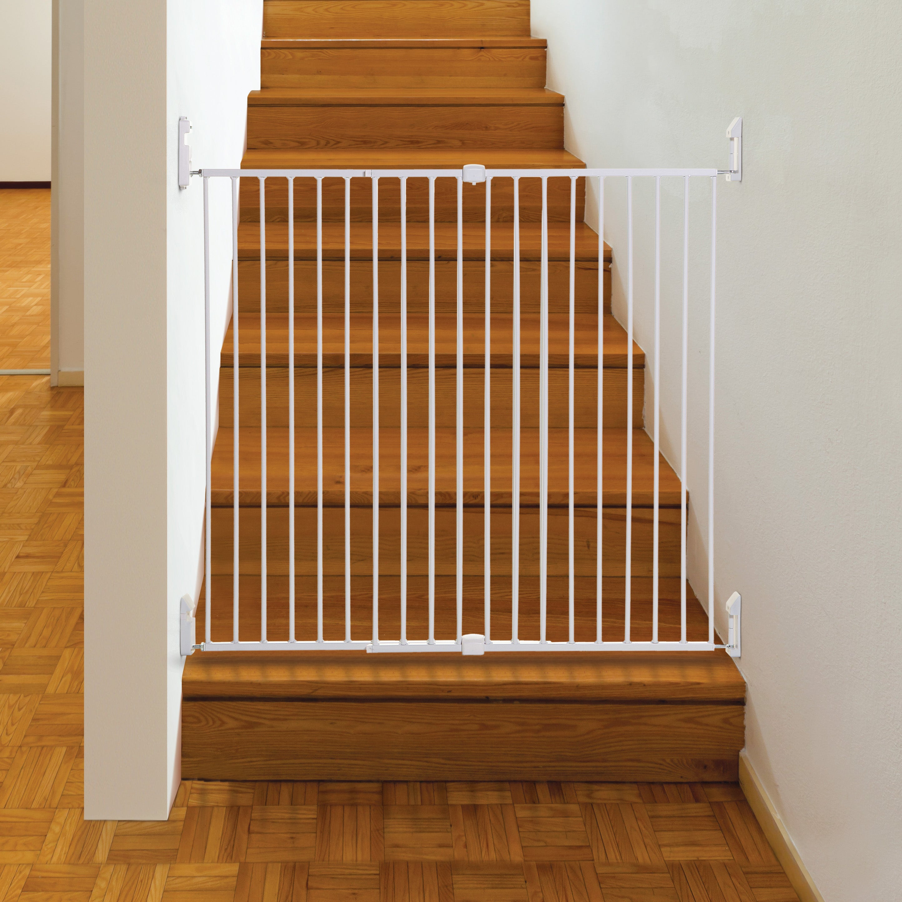 Broadway Xtra-Wide & Xtra-Tall Gro-Gate® - White