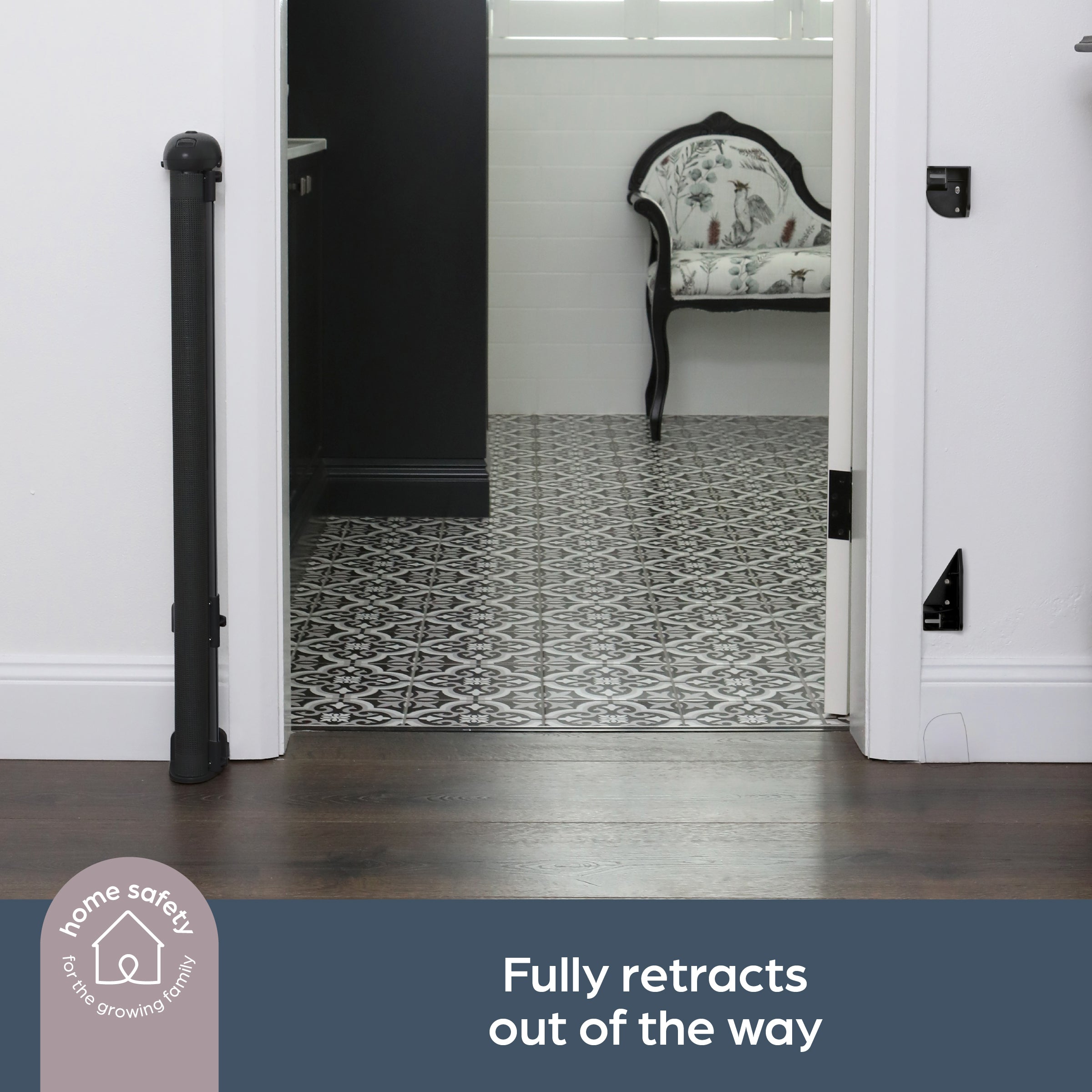 Dreambaby Hide and Glide Retractable Gate - Black